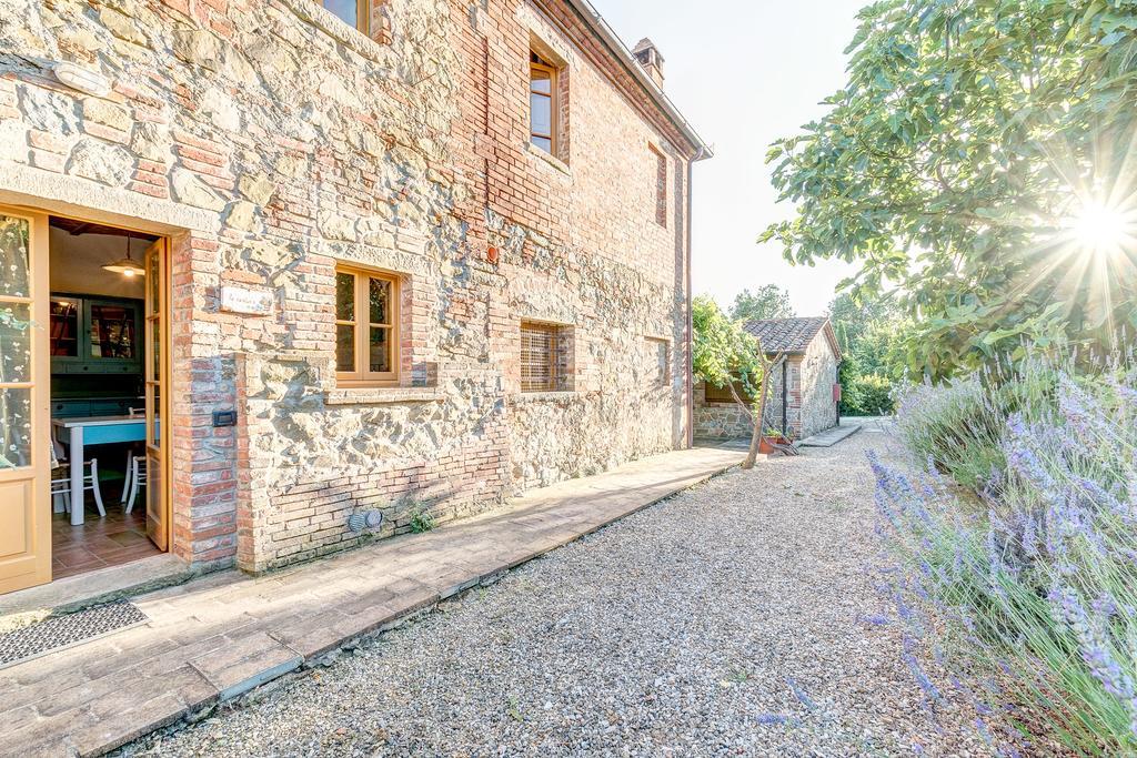 Agriturismo Il Poggiarello Foiano Della Chiana Buitenkant foto