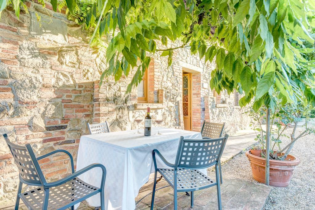 Agriturismo Il Poggiarello Foiano Della Chiana Buitenkant foto